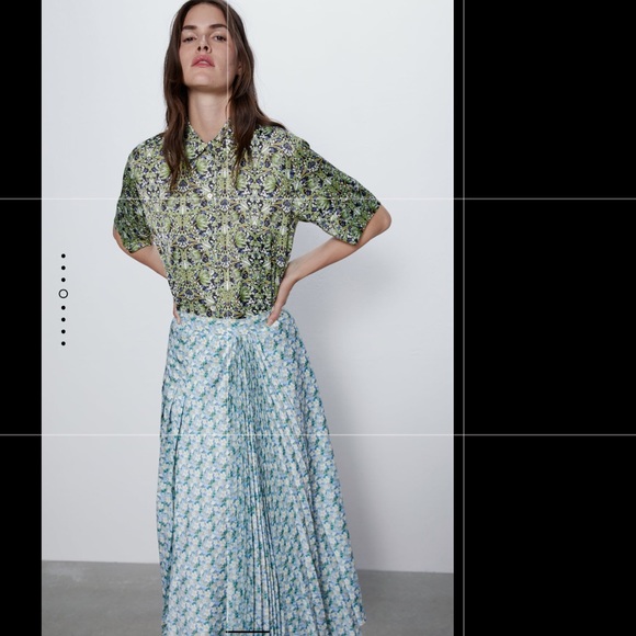 NWT Zara Blue Floral Pleated Midi Skirt Size Small - Picture 8 of 8